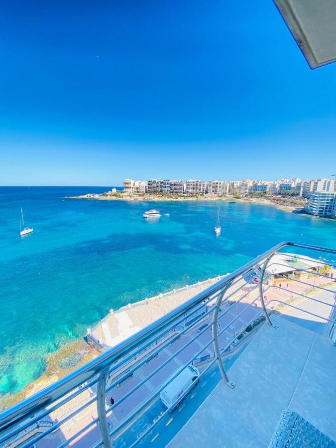 F8 1 Seaview Room, Living And Bathroom Shared , Stjulians * Saint Julian's
