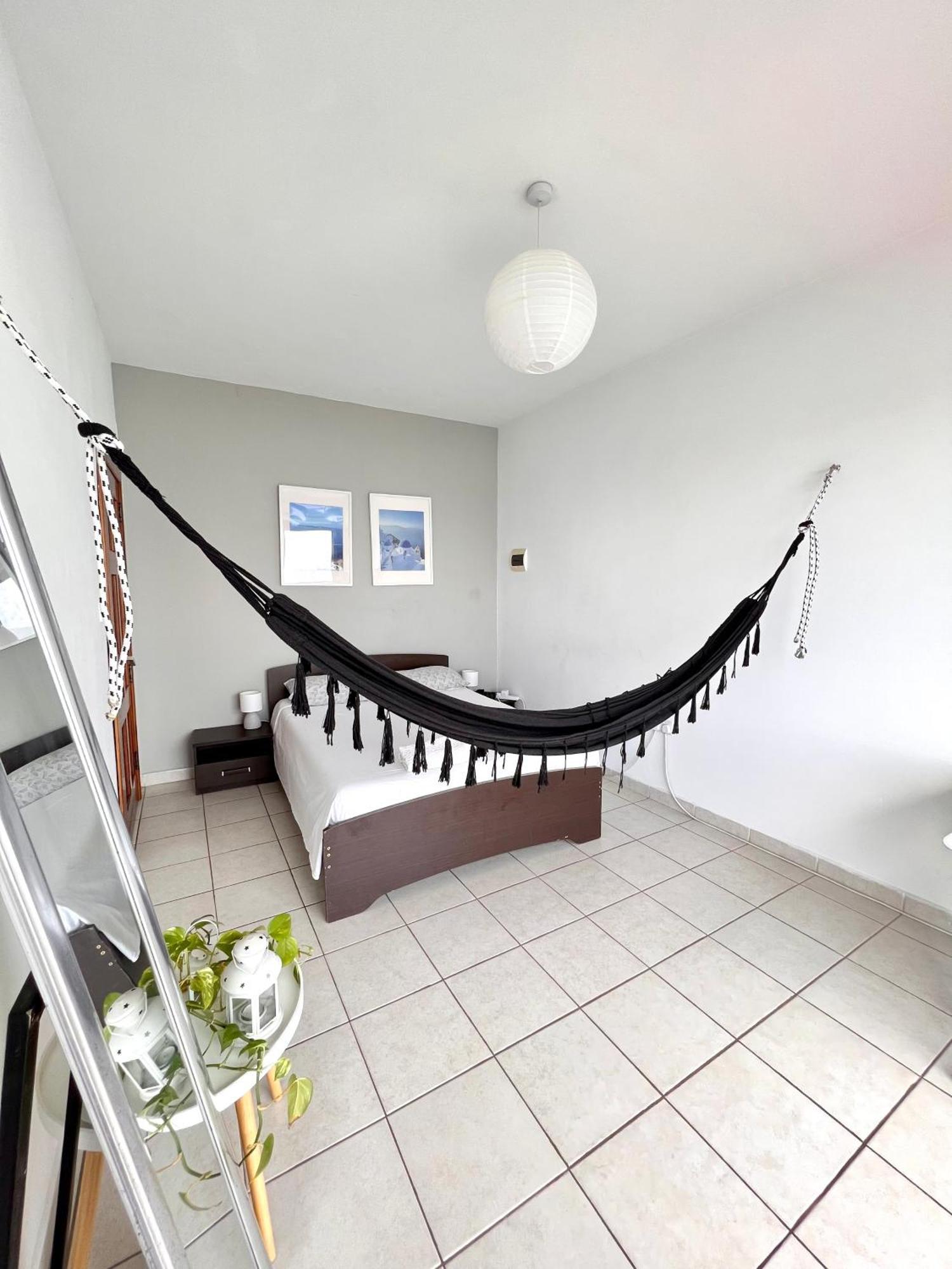 Homestay F8 1 Seaview Room, Living And Bathroom Shared , Stjulians Saint Julian's